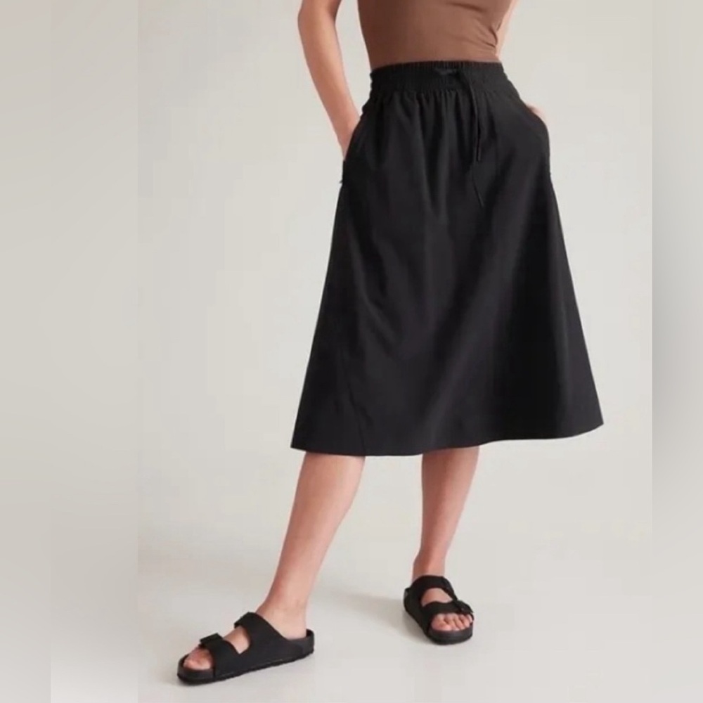 NWT Athleta Arrival Skirt Black Size 20